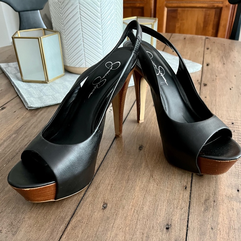 JESSICA SIMPSON Astor Slingback Platform Heels